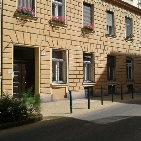 Lily Apartman Budapest Extérieur photo